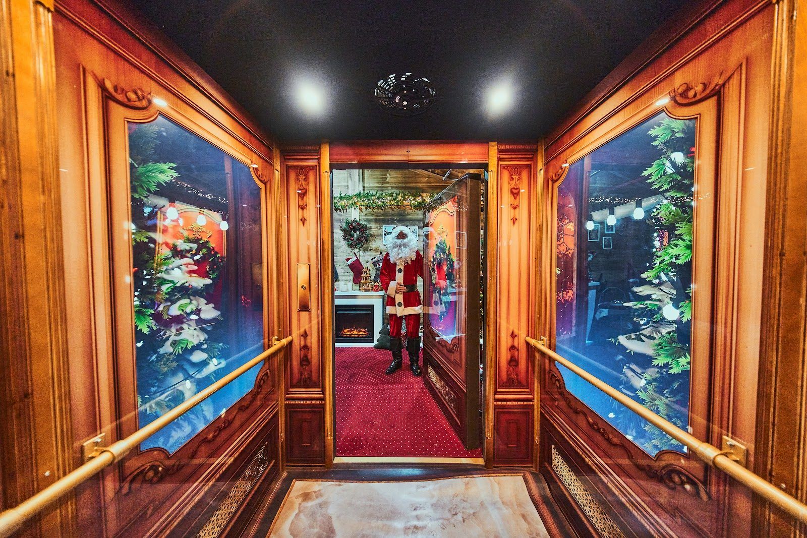 El Ascensor Encantado — Casa de Papá Noel